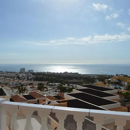 Attique Tenerife Sud Адехе